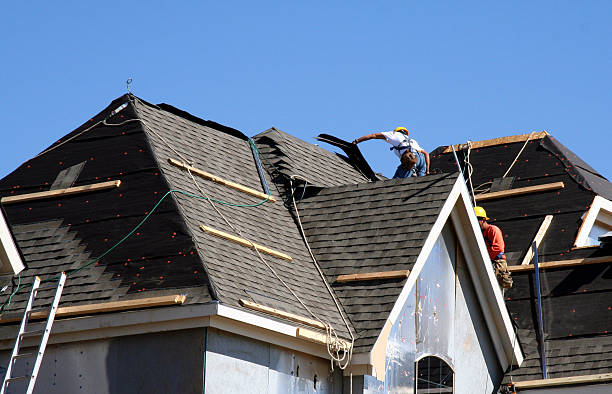 Best Flat Roof Repair Services  in Freeland, WA